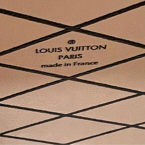 Louis Vuitton Petite Malle Red And Black Epi Clutch Two Way Bag - Picture 6 of 11